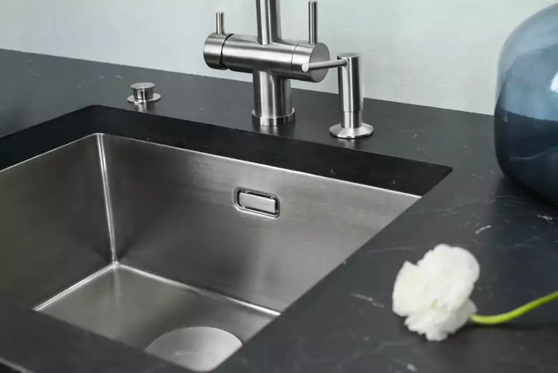 Omoikiri Tadzava 54-U/I Ultra.4